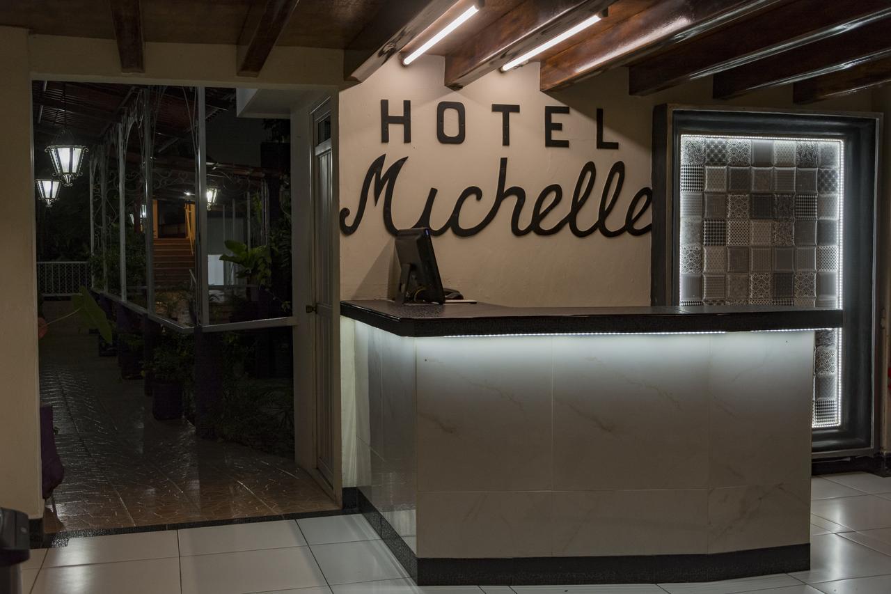 Hotel Michelle San Andrés Tuxtla Esterno foto