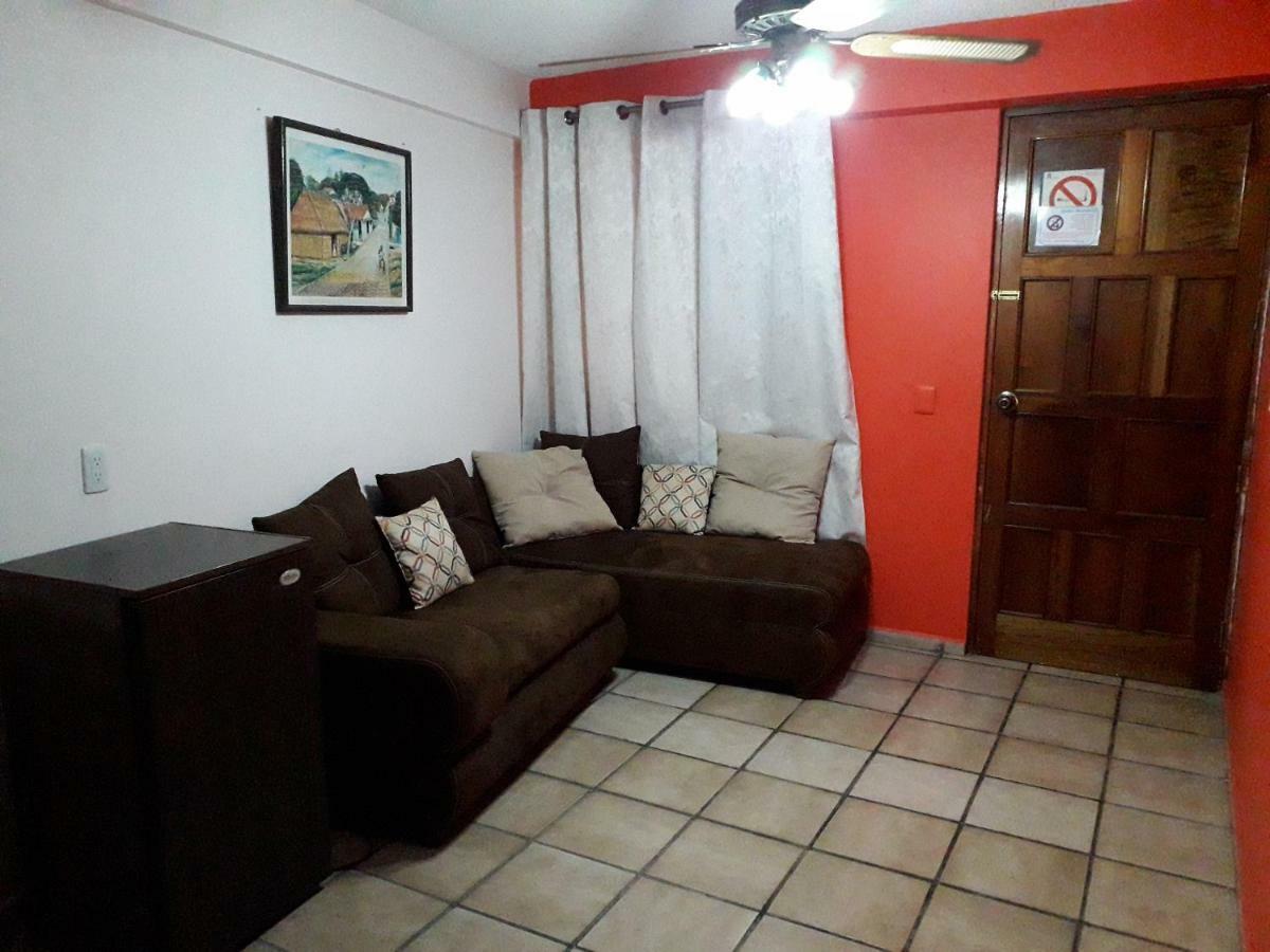 Hotel Michelle San Andrés Tuxtla Esterno foto